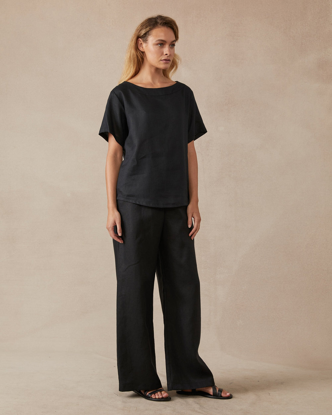 Basic Tee Black - Size: S