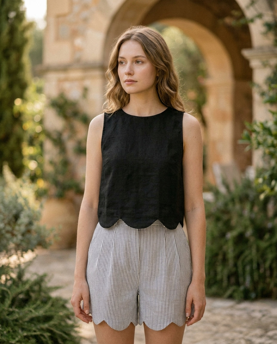Daisy Top Black