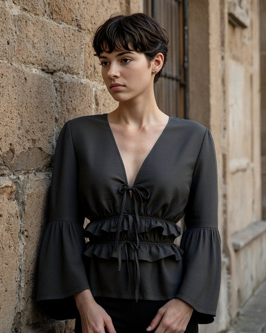 Leo Top Black