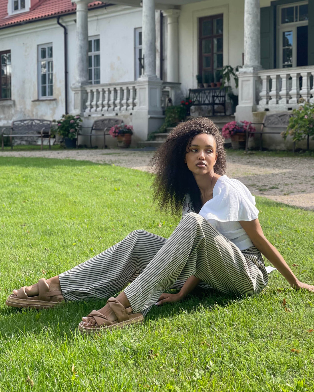 Valerie Blouse White - Size: S