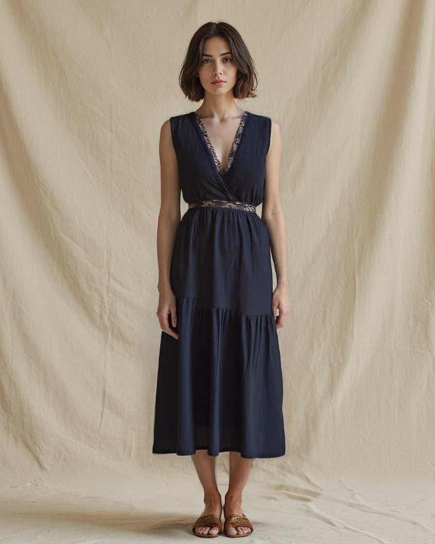 Iris Dress Black