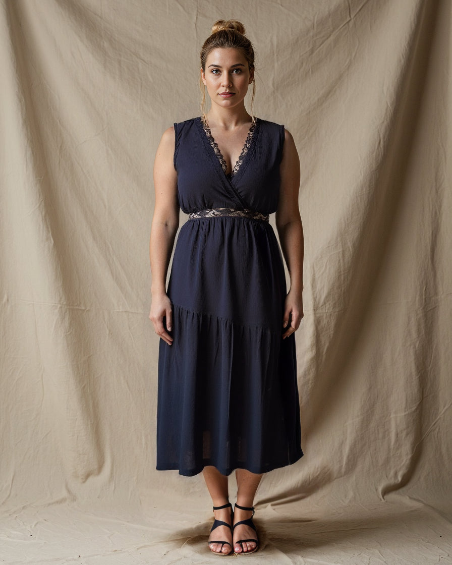 Iris Dress Black