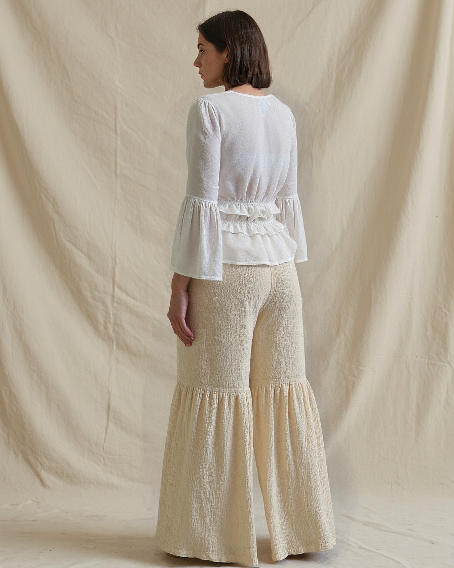 Leo Top White
